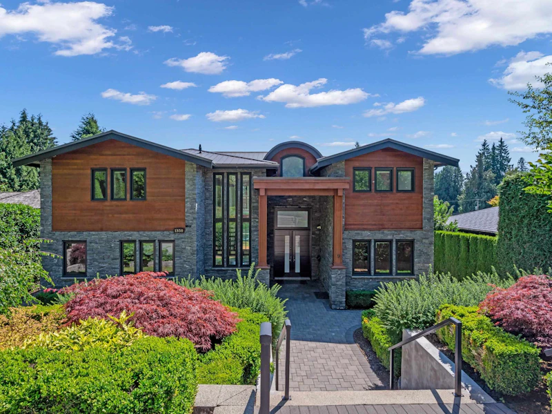 1350 Palmerston Avenue, West Vancouver BC V7T 2H7