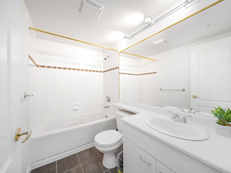 811-7380 Elmbridge Way, Richmond, BC, V6X 4A1 - 12