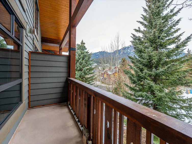 208-2202 Gondola Way, Whistler, BC, V8E 0M7 - 10