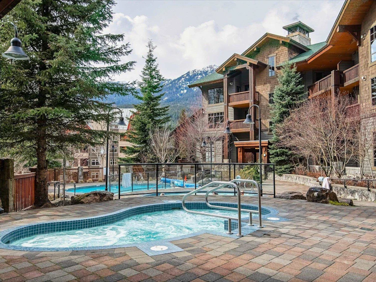 208-2202 Gondola Way, Whistler, BC, V8E 0M7 - 27