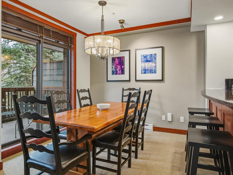 208-2202 Gondola Way, Whistler, BC, V8E 0M7 - 7