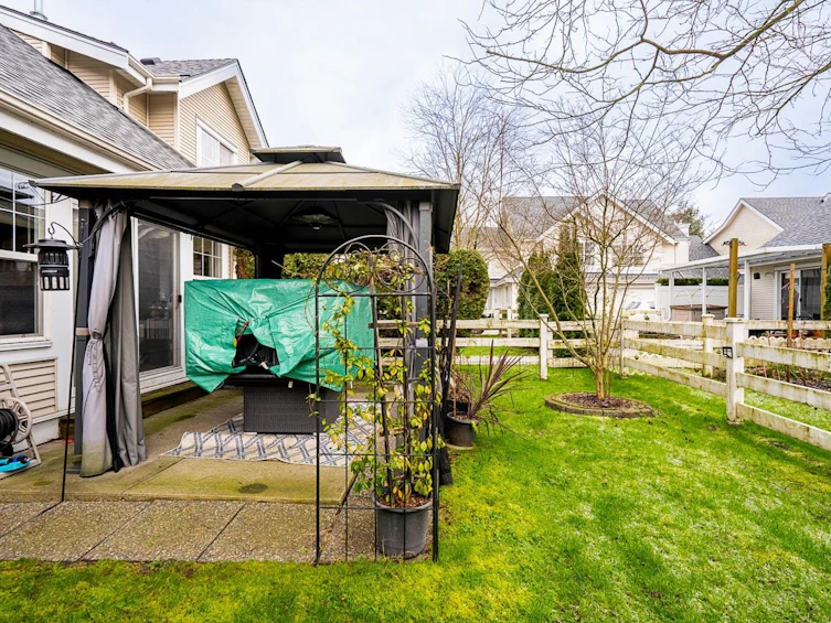 34-17097 64 Avenue, Surrey, BC, V3S 1Y5 - 31