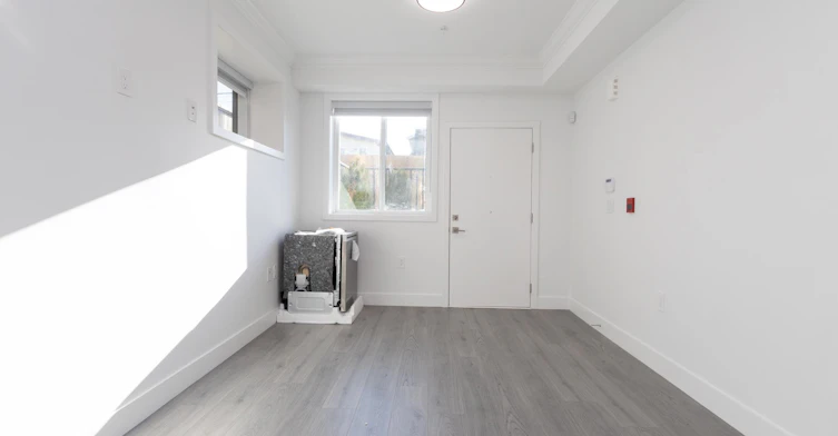 102-2122 E 32 Avenue, Vancouver, BC, V5N 3B9 - 13