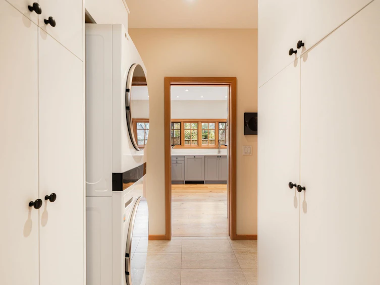 1117 Miller Road, Bowen Island, BC, V0N 1G1 - 16