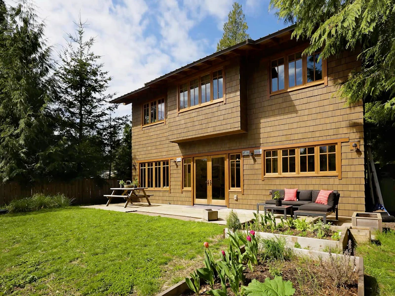 1117 Miller Road, Bowen Island BC
