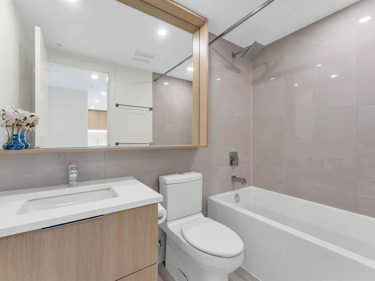 1902-13318 104 Avenue, Surrey, BC, V3T 0R2 - 14