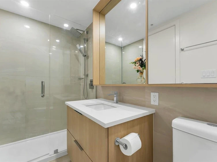1902-13318 104 Avenue, Surrey, BC, V3T 0R2 - 15