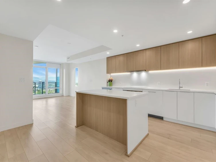 1902-13318 104 Avenue, Surrey, BC, V3T 0R2 - 8