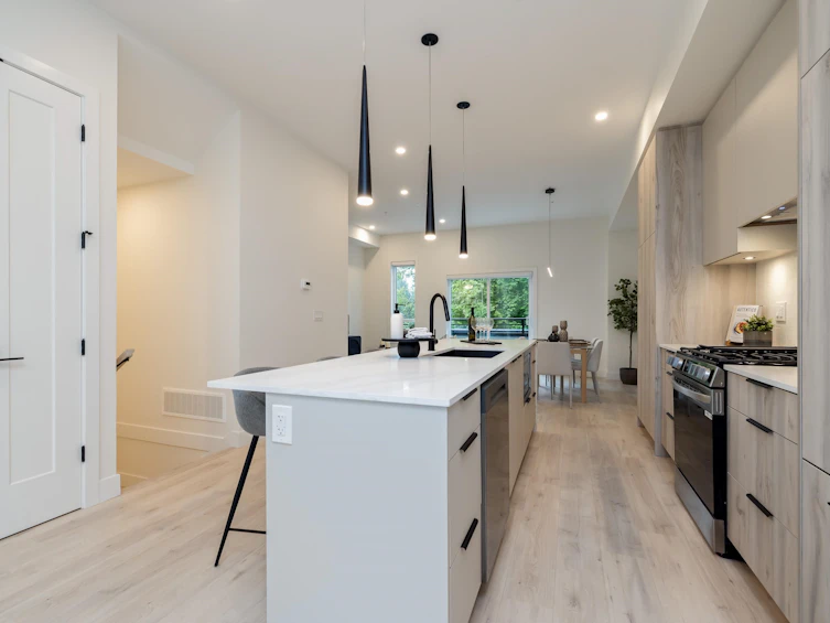 4530 208 Street, Langley, BC, V3A 3G5 - 10