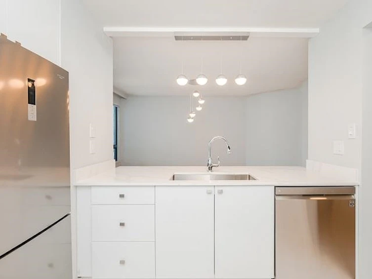 303-1415 W Georgia Street, Vancouver, BC, V6G 3C8 - 18