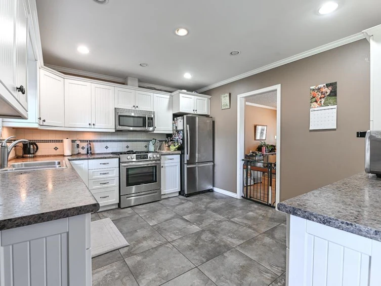 5638 248 Street, Langley, BC, V4W 1B7 - 11