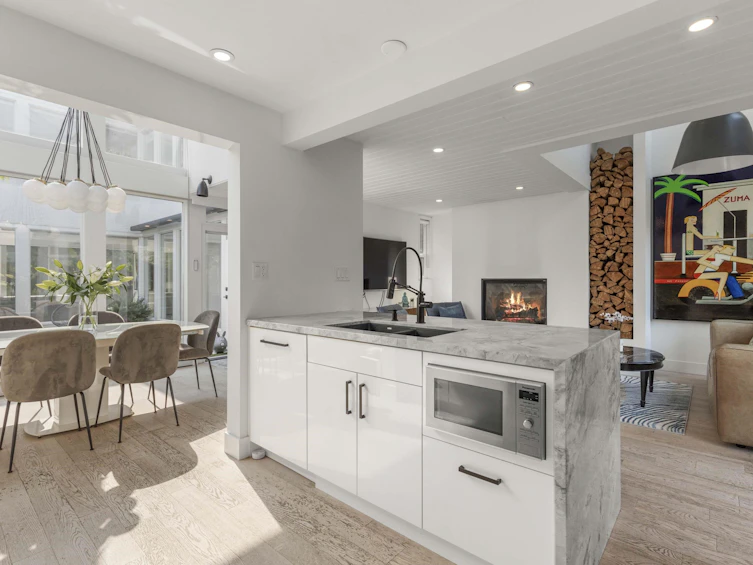4615 W 7th Avenue, Vancouver, BC, V6R 1X4 - 19