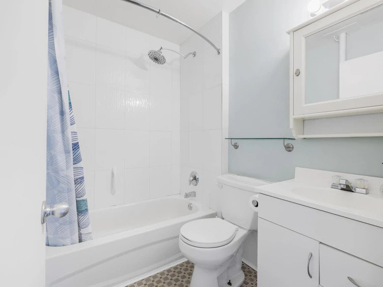 205-1695 W 10th Avenue, Vancouver, BC, V6J 2A2 - 18