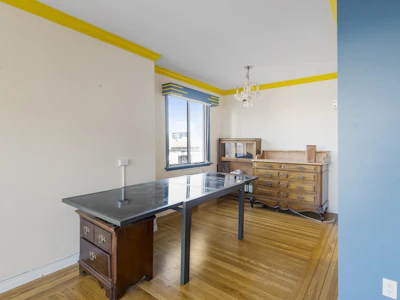 205-1695 W 10th Avenue - 4