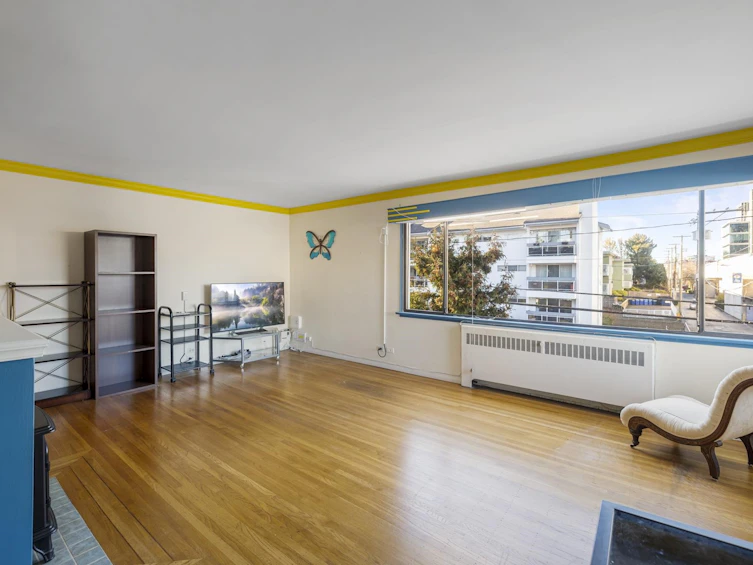 205-1695 W 10th Avenue, Vancouver, BC, V6J 2A2 - 2