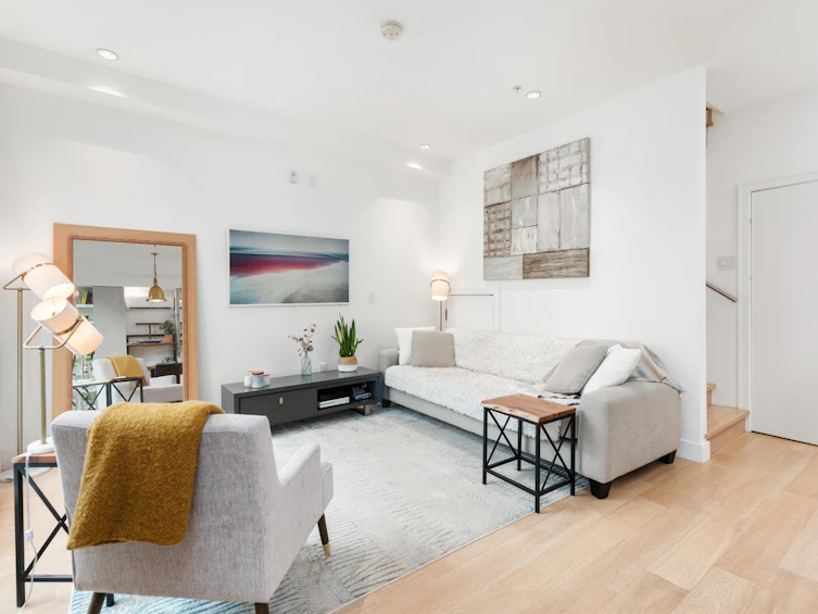 705 Victoria Drive, Vancouver, BC, V5L 4E5 - 5