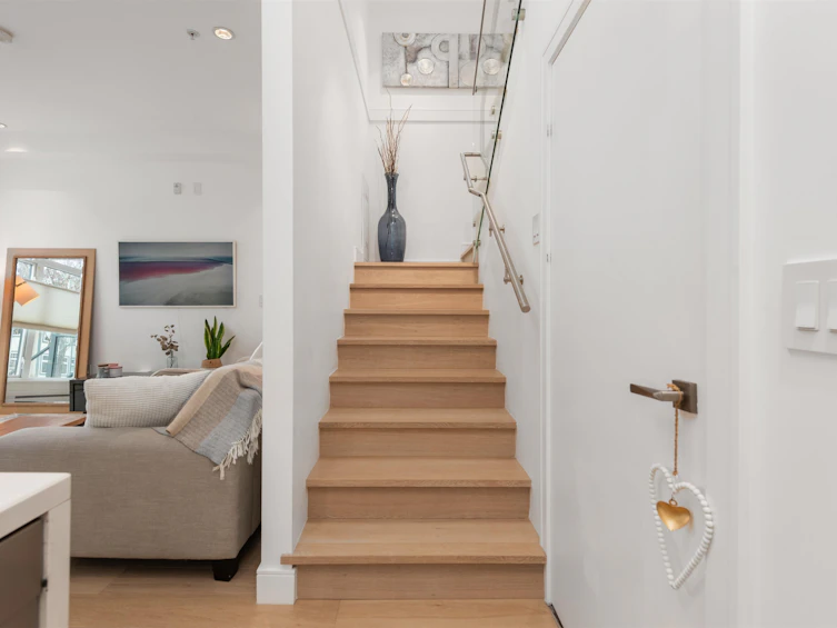 705 Victoria Drive, Vancouver, BC, V5L 4E5 - 16