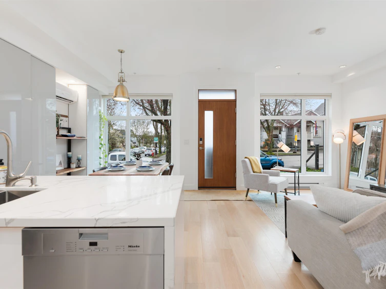 705 Victoria Drive, Vancouver, BC, V5L 4E5 - 13
