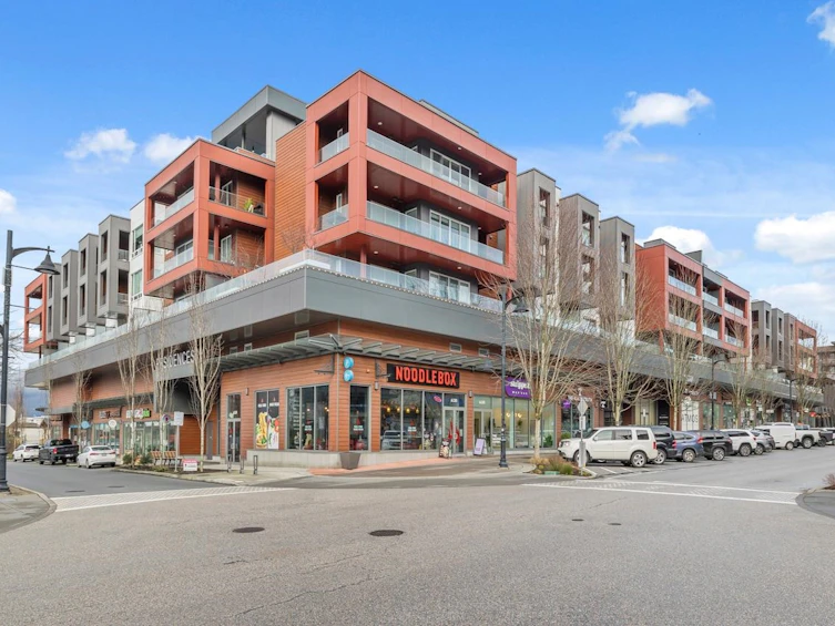 A411-20727 Willoughby Town Centre Drive, Langley, BC, V2Y 3N1 - 2