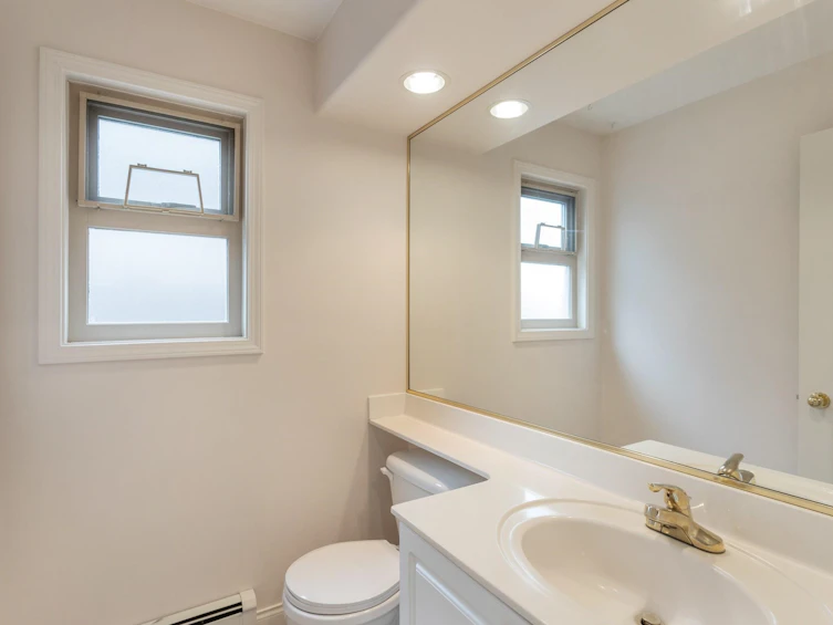 8468 Osler Street, Vancouver, BC, V6P 4E4 - 13