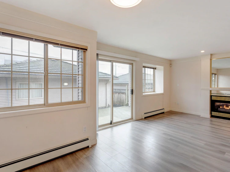 8468 Osler Street, Vancouver, BC, V6P 4E4 - 5