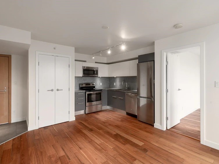 917-188 Keefer Street, Vancouver, BC, V6A 0E3 - 6