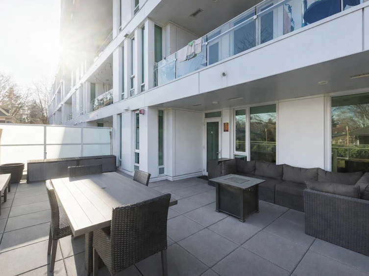 225-2888 Cambie Street, Vancouver, BC, V5Z 0H3 - 2