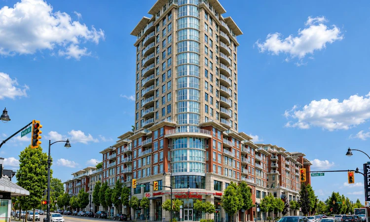 1307-4028 Knight Street