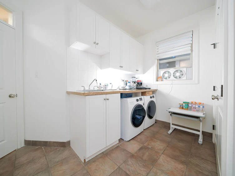 3322 Point Avenue, Richmond, BC, V7C 5W8 - 28