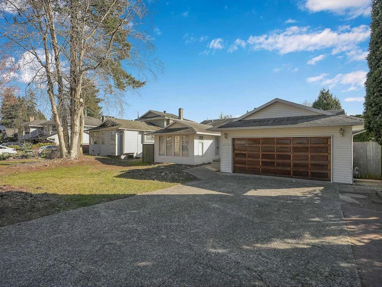 12978 61 Avenue, Surrey, BC, V3X 2H5 - 39