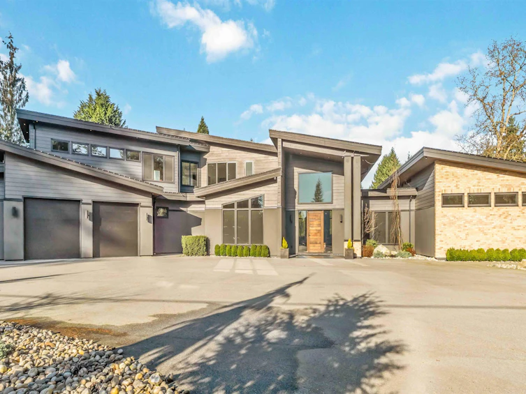 24095 53 Avenue, Langley, BC, V2Z 2N3 - 2