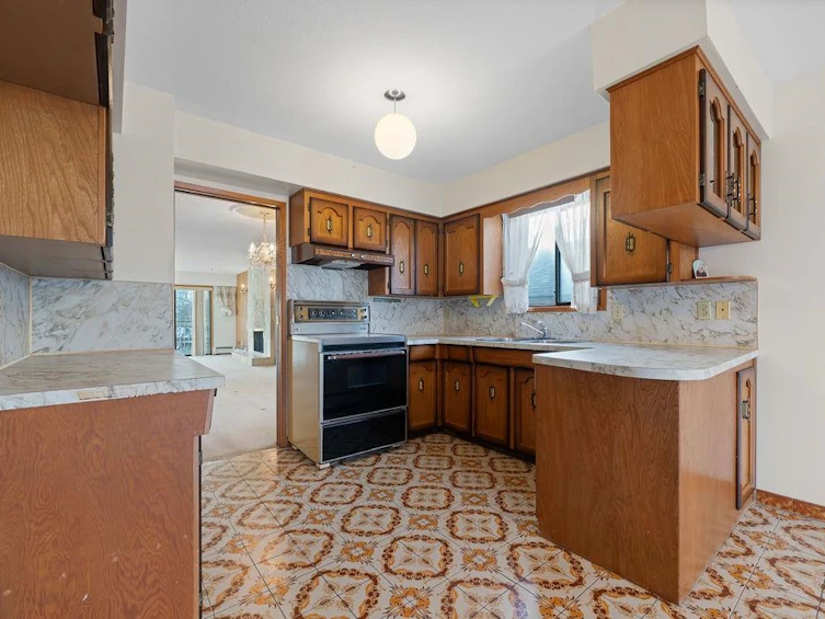 4581 Union Street, Burnaby, BC, V5C 2X9 - 10