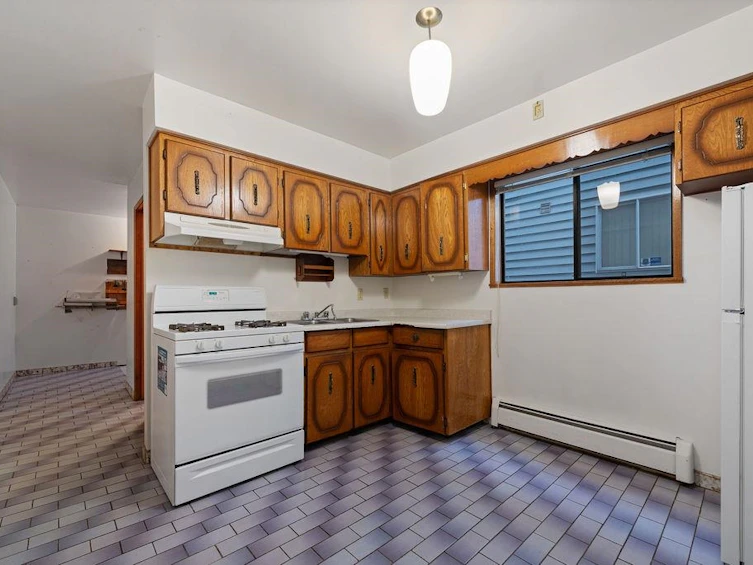 4581 Union Street, Burnaby, BC, V5C 2X9 - 27