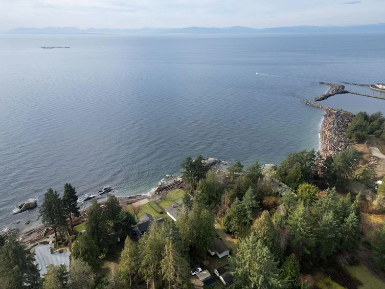 1537 Mccullough Road, Sechelt, BC, V7Z 0A5 - 39