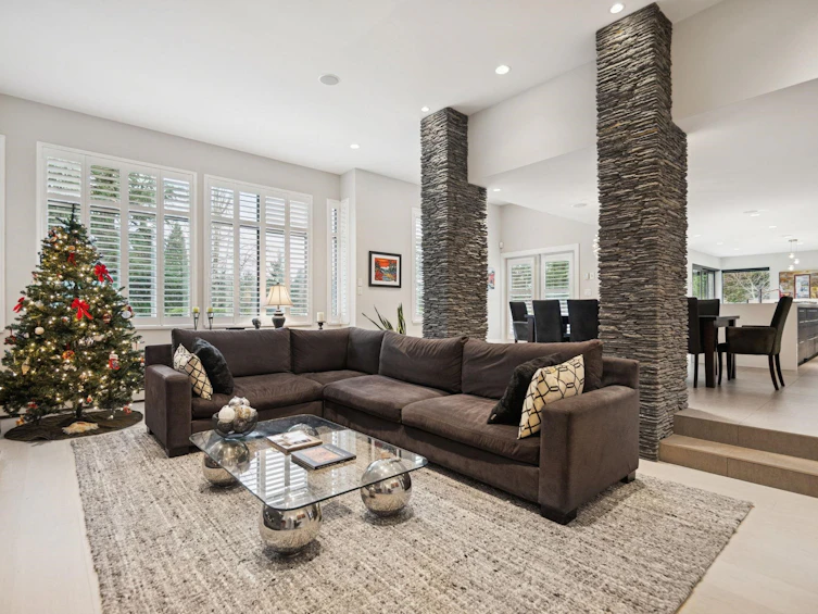 4828 Northwood Place, West Vancouver, BC, V7S 3C4 - 2