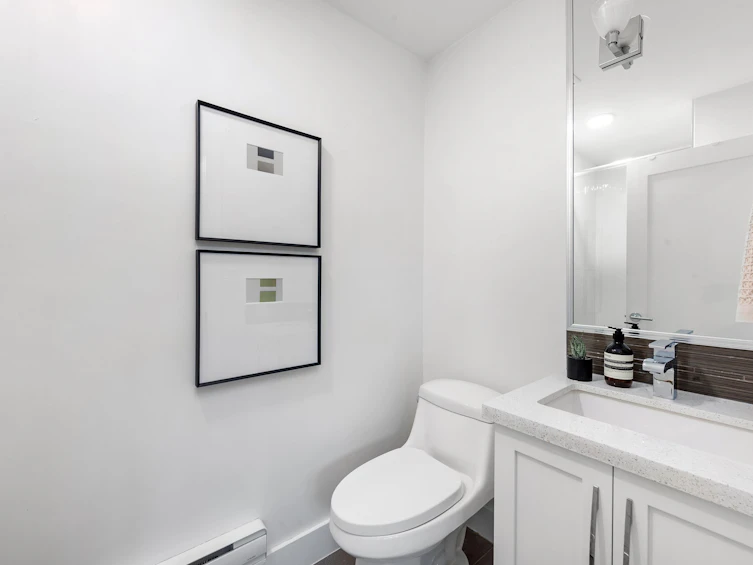 323 E 7th Avenue, Vancouver, BC, V5T 1M9 - 17