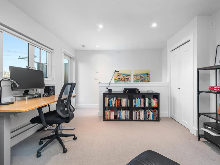 323 E 7th Avenue, Vancouver, BC, V5T 1M9 - 16