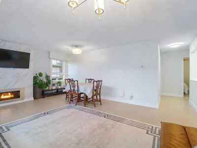 206-1340 Duchess Avenue - 4