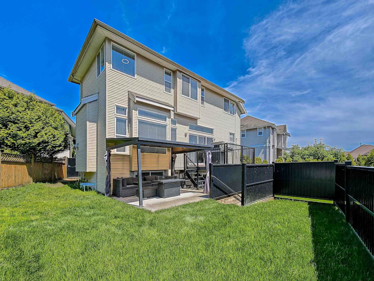 6813 197 Street, Langley, BC, V2Y 3H1 - 10