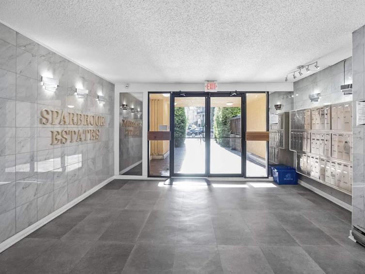 303-975 E Broadway, Vancouver, BC, V5T 1Y3 - 28