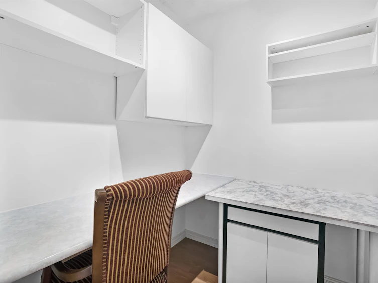 303-975 E Broadway, Vancouver, BC, V5T 1Y3 - 22