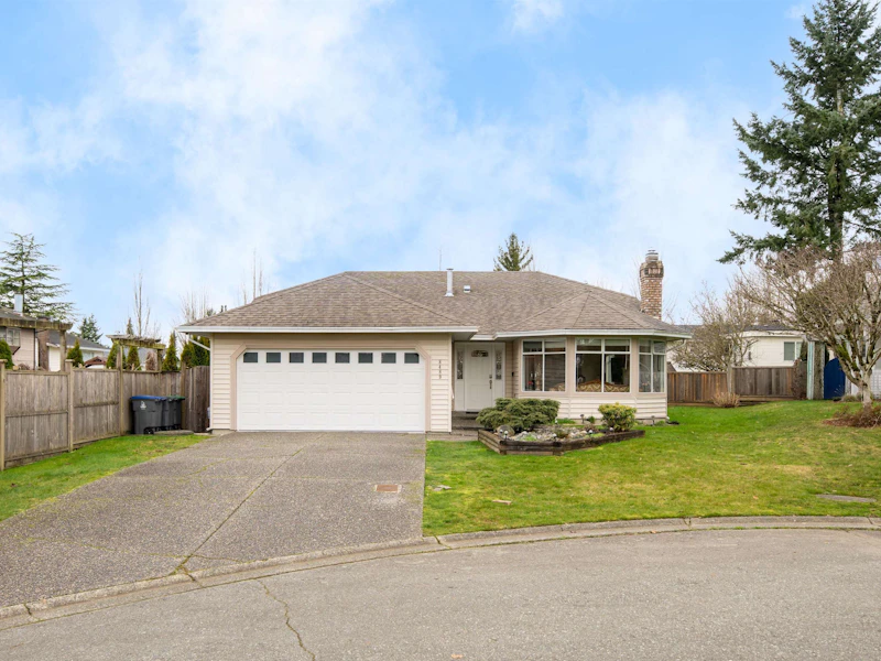 8489 154a Street, Surrey BC V3S 6N5
