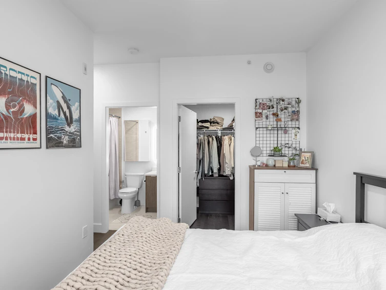 405-2666 Duke Street, Vancouver, BC, V5R 4S9 - 11