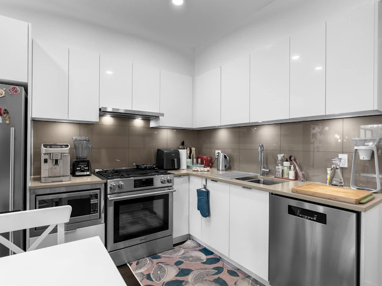 405-2666 Duke Street, Vancouver, BC, V5R 4S9 - 25