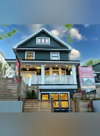 3381 Victoria Drive