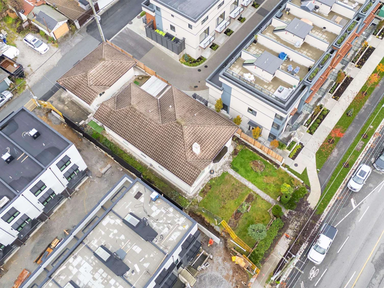 612 E 3rd Street, North Vancouver, BC, V7L 1G7