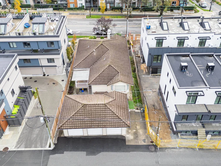 612 E 3rd Street, North Vancouver, BC, V7L 1G7 - 11