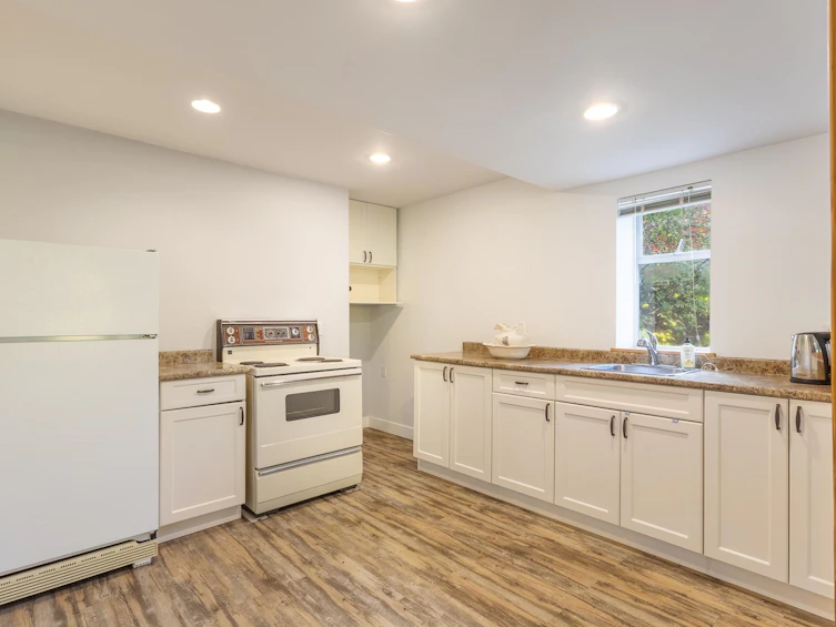 5309 Cedarview Place, Sechelt, BC, V7Z 0C2 - 16