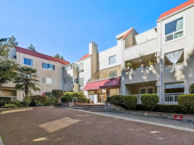 103-1441 Garden Place - 2