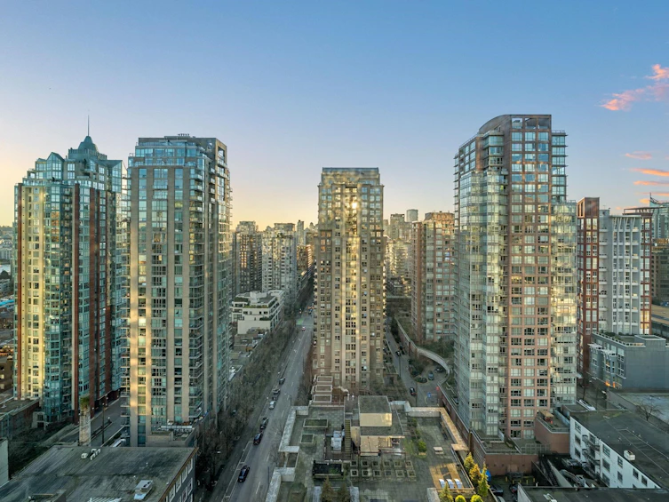 2106-535 Smithe Street, Vancouver, BC, V6B 0H2 - 8